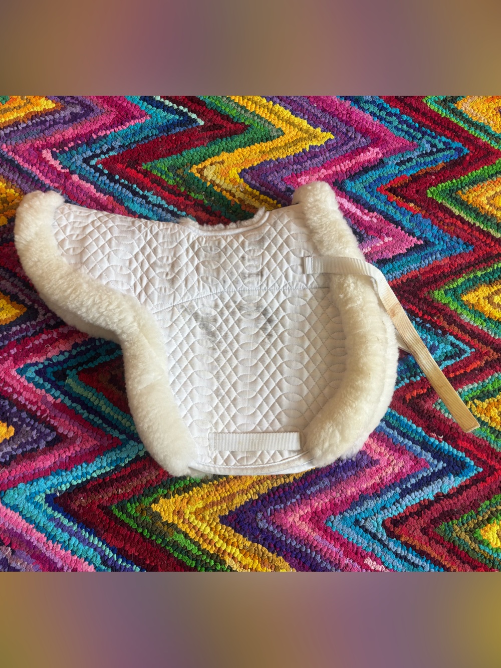 Ovation Europa Sheepskin Show Pad
